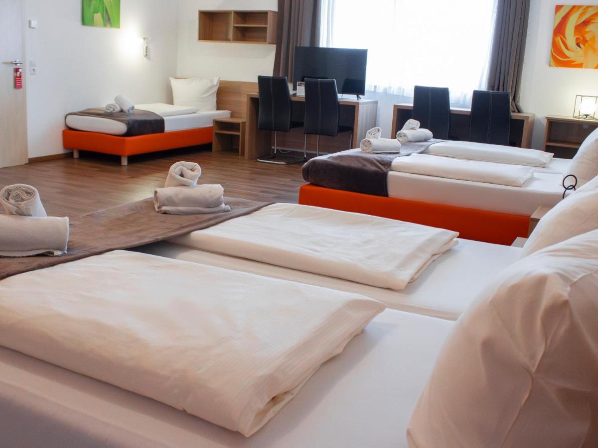 Orange Hotel Und Apartments Neu-Ulm Exterior foto